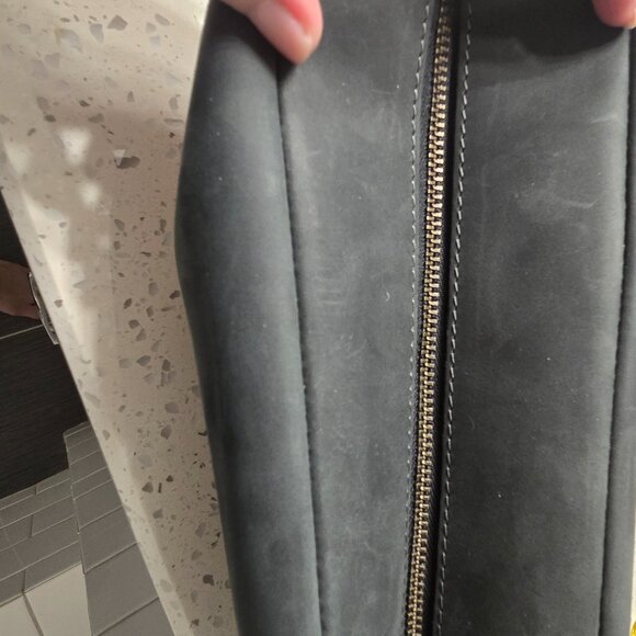 Leather Dopp Kit, new with the letters JS engraved - Picture 11 of 12